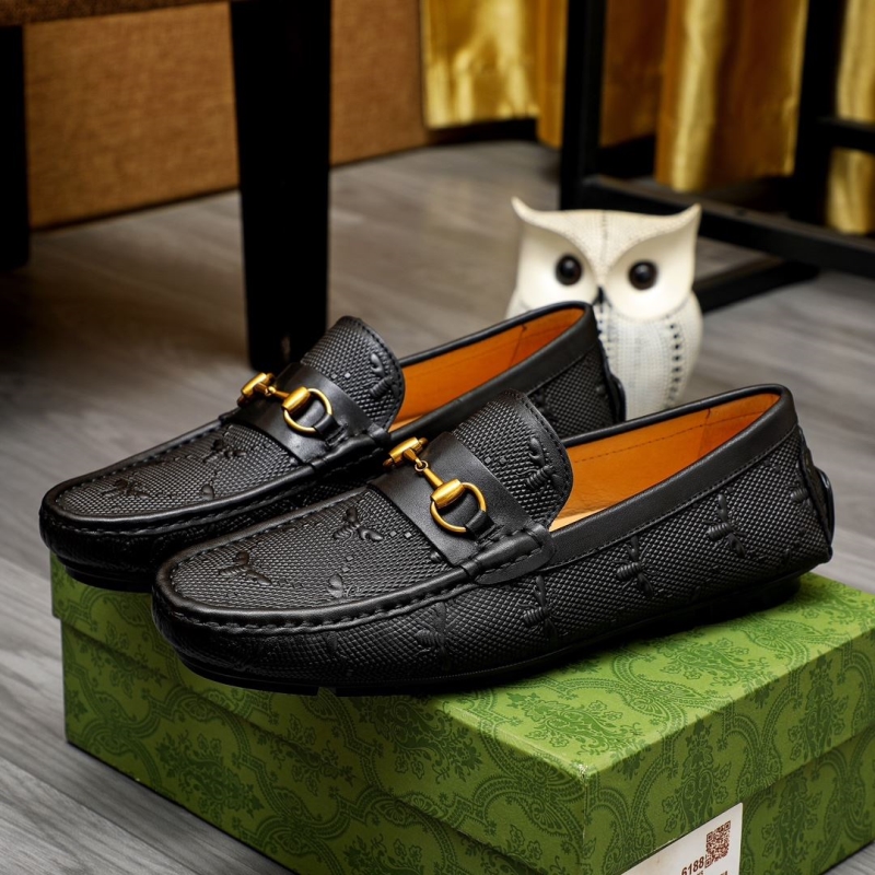 G*u*i leather shoes